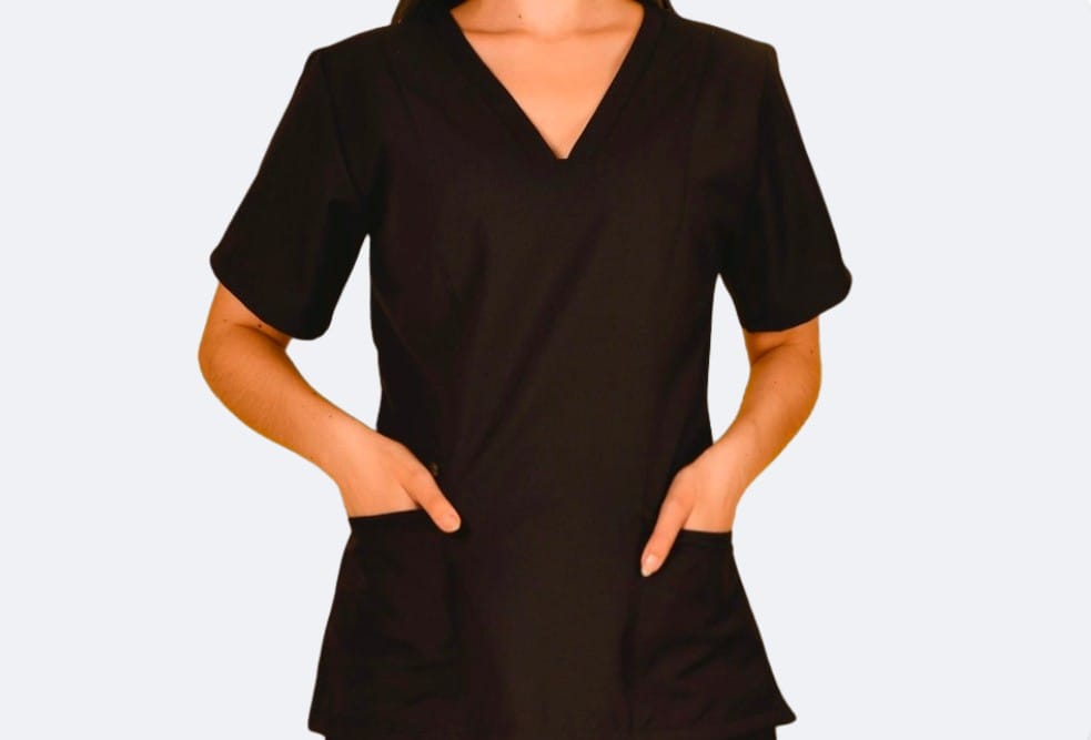 Top clínico  color negro